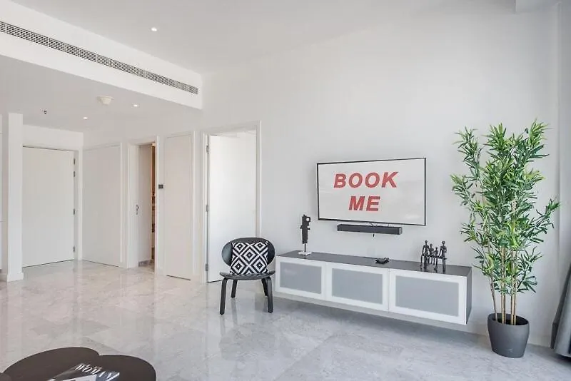 דובאי Stylish 1Br Apartment With Skyline Views In Business Bay 10 Mins To Burj Khalifa בית נופש